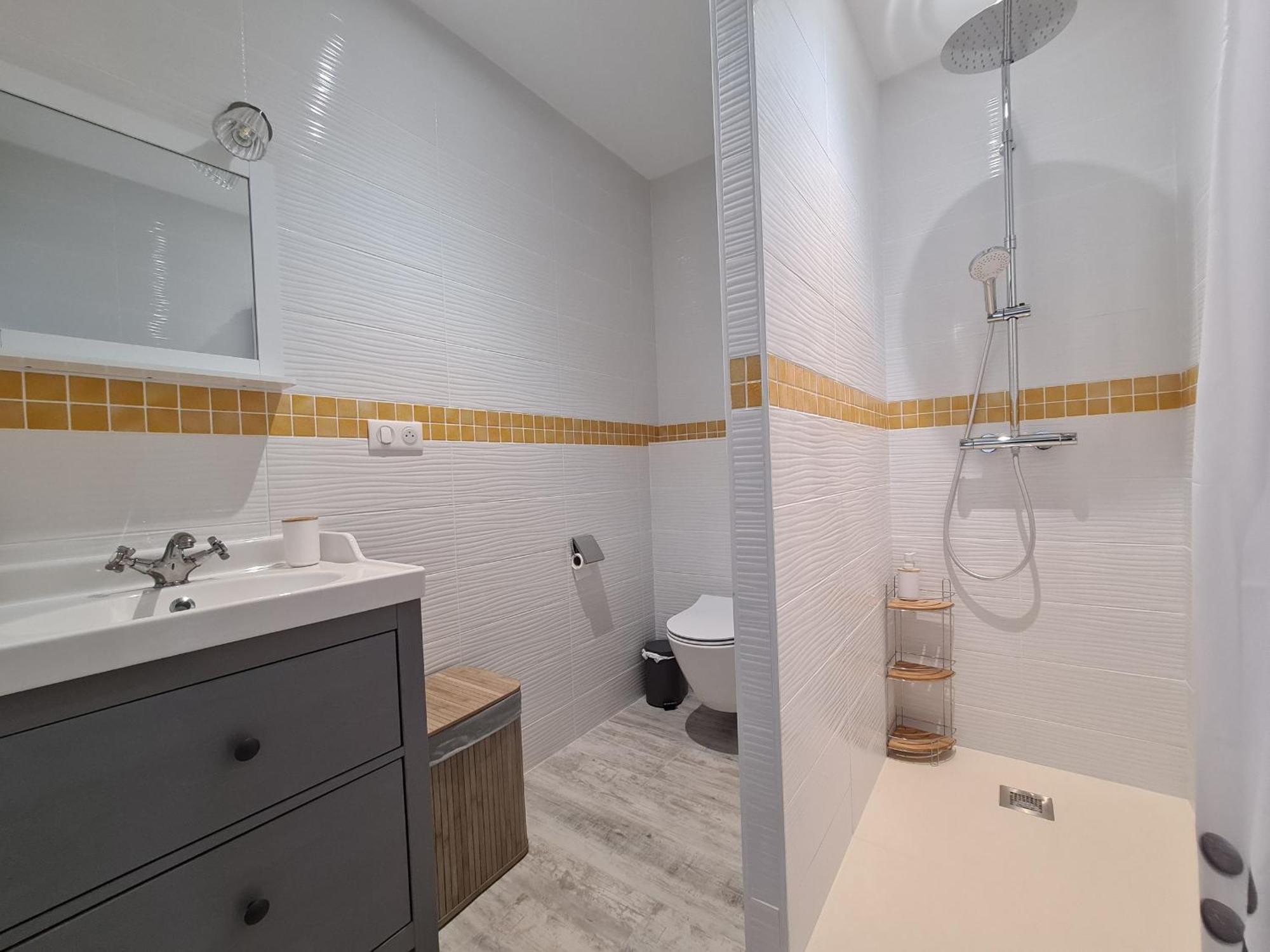 Gite Spacieux A Briare Avec Terrasse, Ideale Pour Familles Et Seminaires, Animaux Acceptes. - Fr-1-590-371 Экстерьер фото
