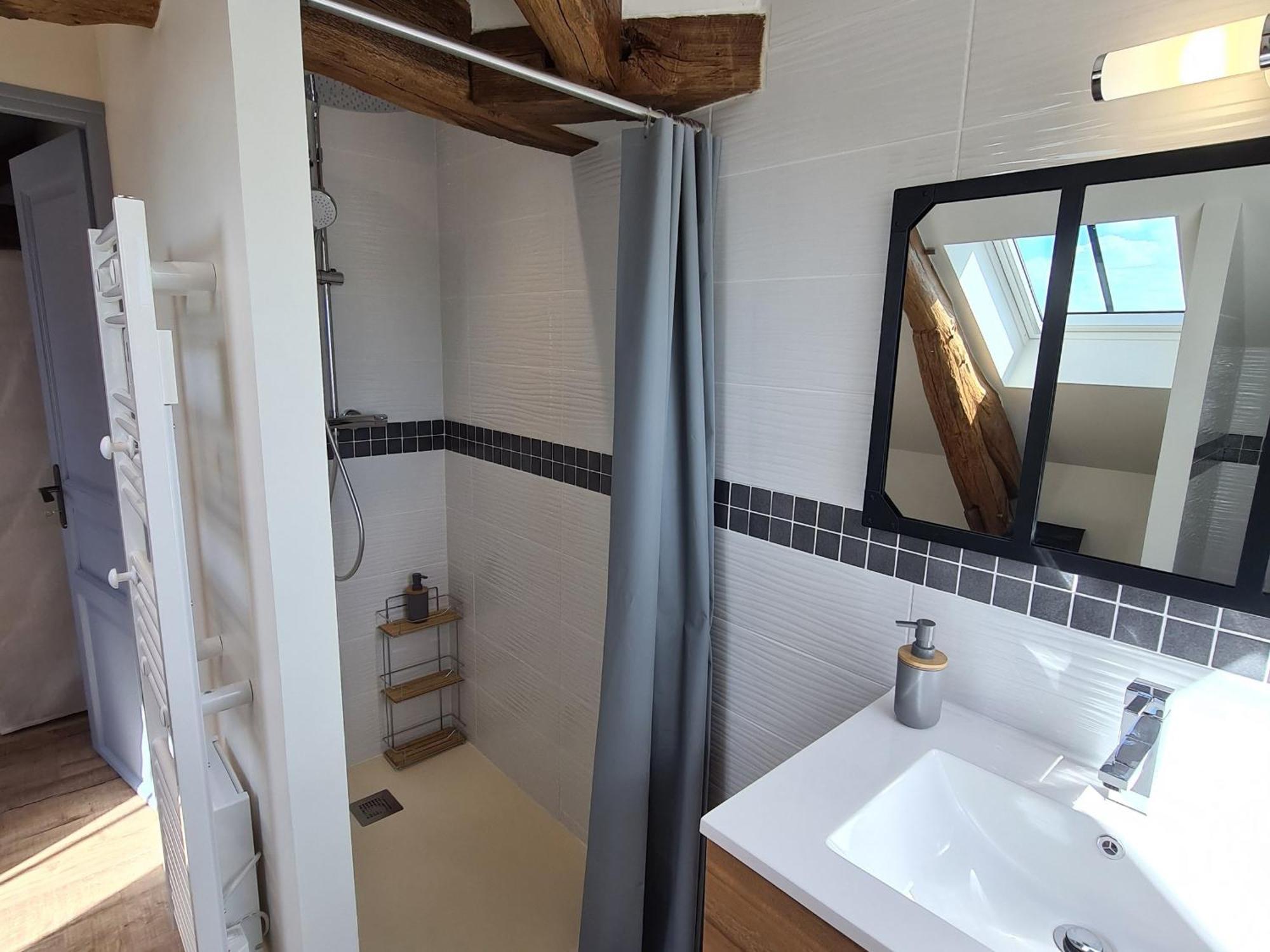 Gite Spacieux A Briare Avec Terrasse, Ideale Pour Familles Et Seminaires, Animaux Acceptes. - Fr-1-590-371 Экстерьер фото