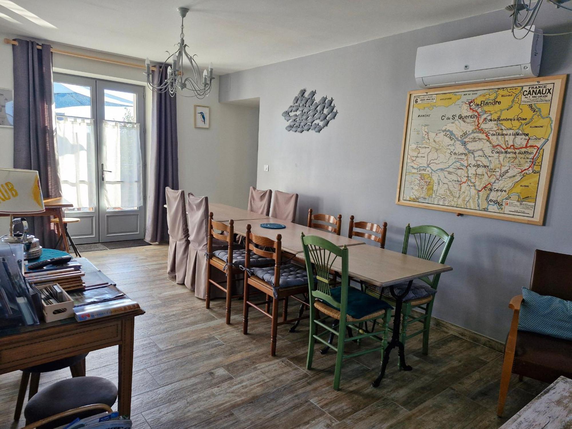 Gite Spacieux A Briare Avec Terrasse, Ideale Pour Familles Et Seminaires, Animaux Acceptes. - Fr-1-590-371 Экстерьер фото