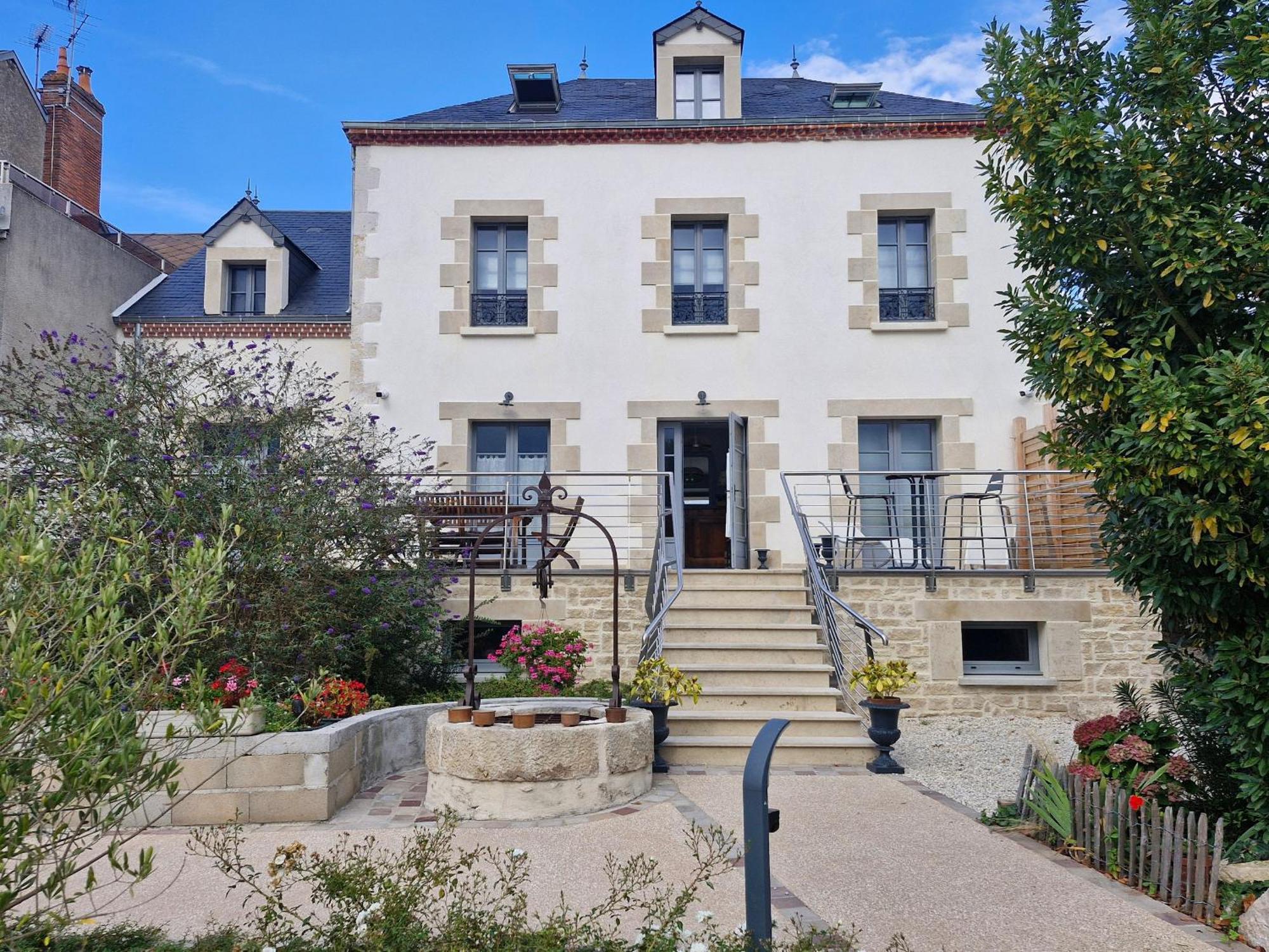 Gite Spacieux A Briare Avec Terrasse, Ideale Pour Familles Et Seminaires, Animaux Acceptes. - Fr-1-590-371 Экстерьер фото